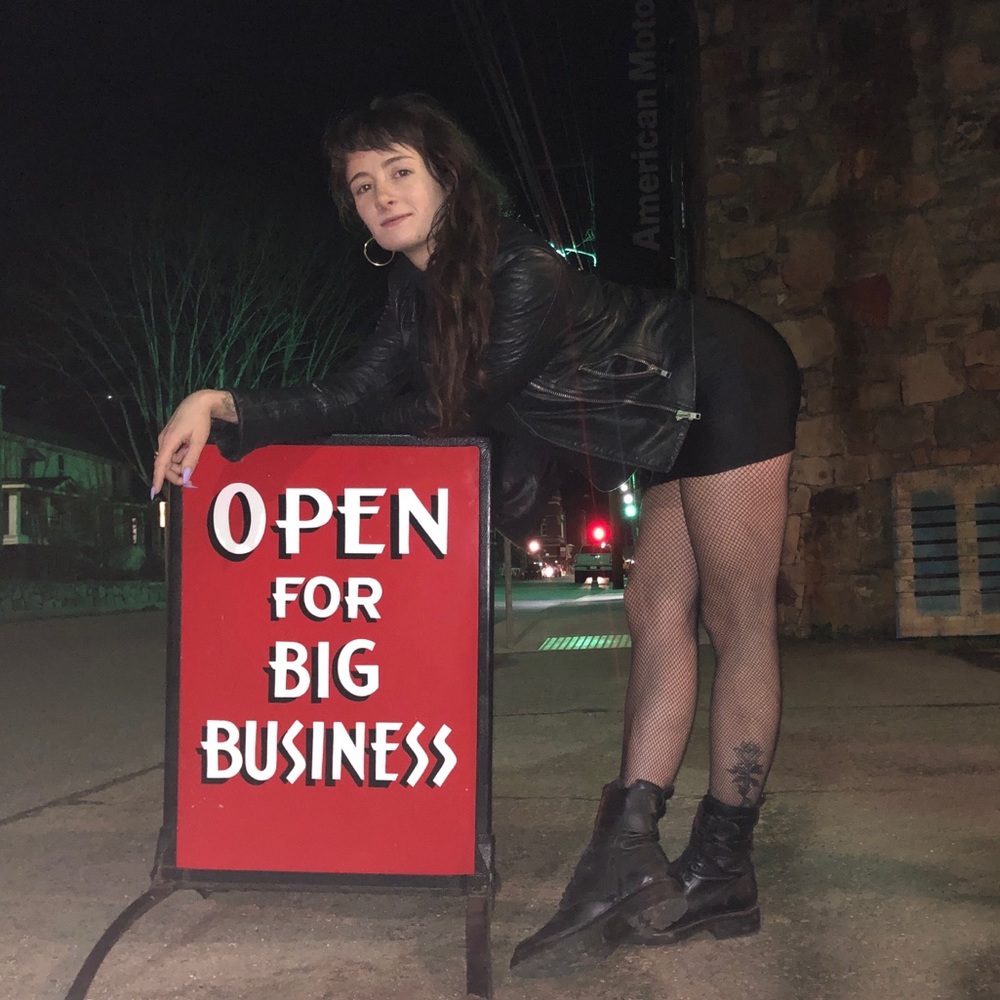 Meet your Posher, Annelise
